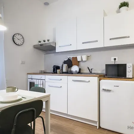 New Modern - Treni 10min - Hiper Wifi - Ac Appartement *