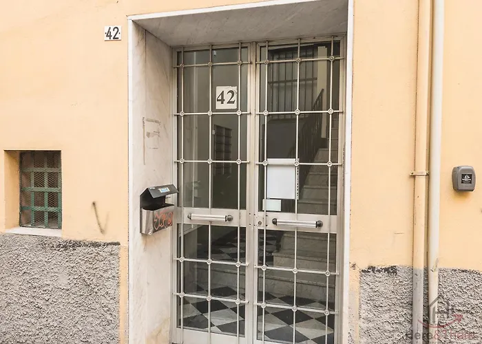 Lägenhet New Modern - Treni 10min - Hiper Wifi - Ac Genua